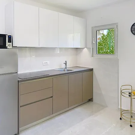 Charming Gabrijela 2 - For 2 Persons, With Terrace Apartment *