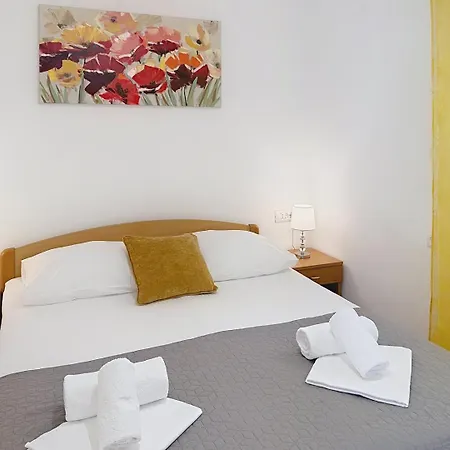 Charming Gabrijela 2 - For 2 Persons, With Terrace Apartment