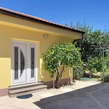 Charming Gabrijela 2 - For 2 Persons, With Terrace Apartment